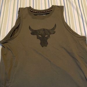 Project Rock Olive Cutoff
